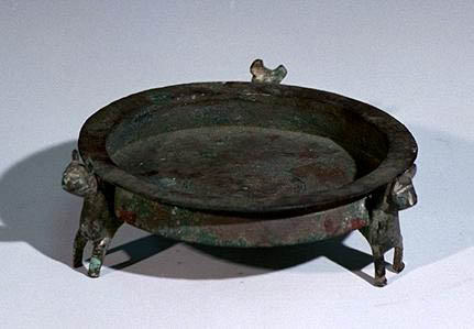 A Seljuk Bronze 3 Legged Plate